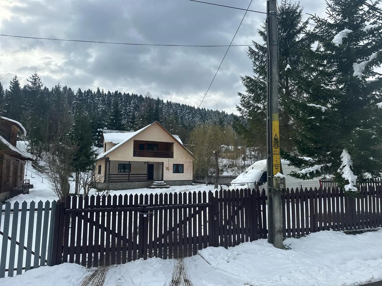 Casa de vacanta sau de locuit, Durău
