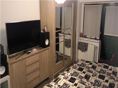 Apartament 3 camere decomandat, bloc pe cadre