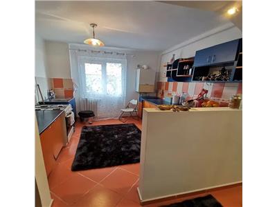 Apartament 3 camere, Podu Ros, bloc fara risc
