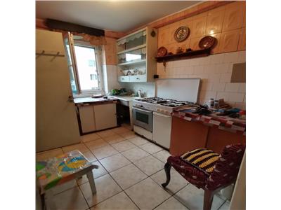 Apartament 2 camere, Podu Ros, bloc fara risc