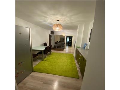 Palas, apartament 3 camere decomandat