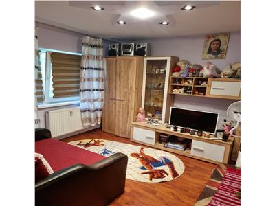 Nicolina, prima statie, apartament 2 camere decomandat