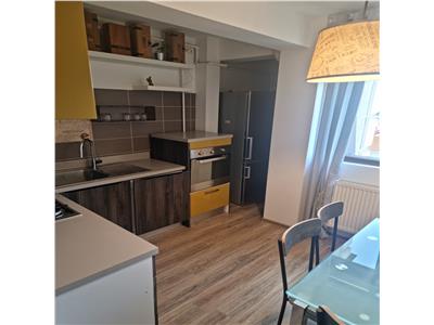 Apartament 2 camere decomandat, loc de parcare