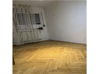 Apartament 2 camere, Podul de Piatra, bloc fara risc