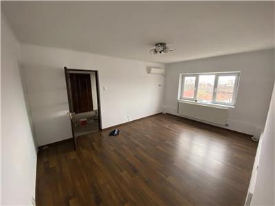 Liber, apartament 2 camere decomandat, 60mp