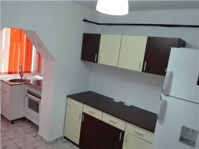 Apartament 2 camere decomandat, Piata Cug